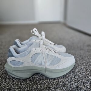 New Balance Cream and Gray Women's Sneakers